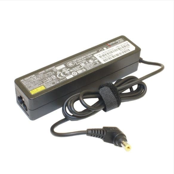Зарядно-за-лаптоп-Fujitsu-65W--букса-5.5x2.5-ЗАМЕСТИТЕЛ-front-view