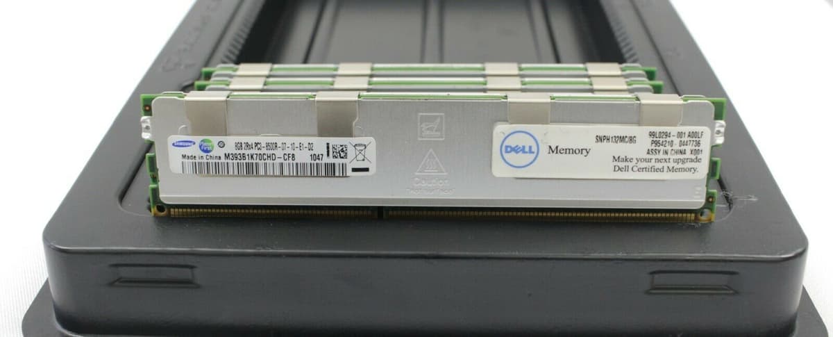 Сървърна-памет-ECC-REG-DDR3-8GB-1066-(PC3/PC3L-8500R)-front-view