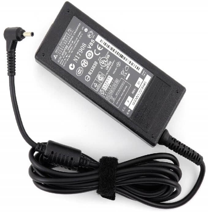 Употребявано-оригинално-заряднo-за-Acsr-65W---букса-3.0x1.1-front-view