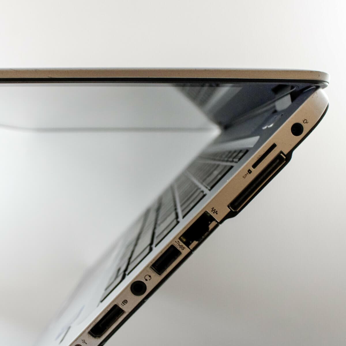 HP-745-G3-open-laptop